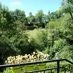 Maison De Famille A La Campagne Holiday home Garindein