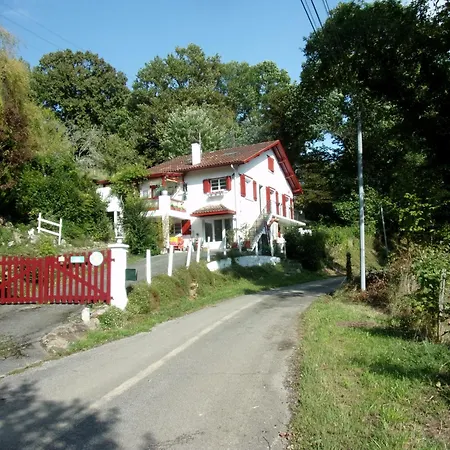 Maison De Famille A La Campagne Garindein