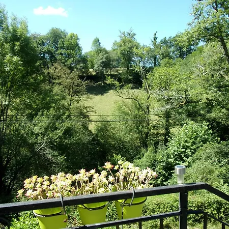 Maison De Famille A La Campagne Holiday home Garindein