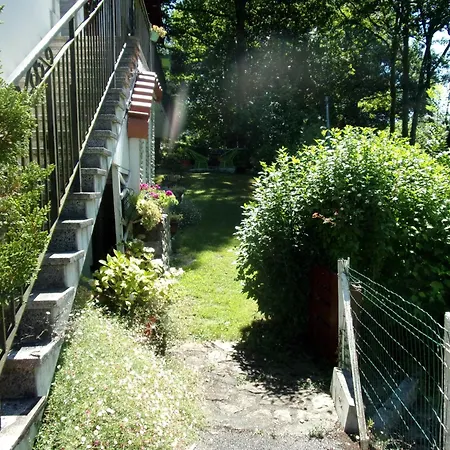 Holiday home Maison De Famille A La Campagne Garindein